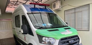 Idoso e criança são atingidos por carro no Centro de Nova Santa Rosa