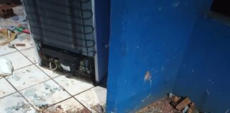 Mulher é presa após depredar casa, agredir marido e fugir com criança em Toledo