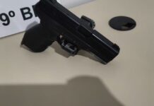 PM aborda jovem motociclista com simulacro de pistola na cintura na rodovia 586, em São Pedro do Iguaçu