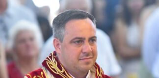 Após oito anos de formação, Mayron Fabrício de Oliveira é ordenado padre em Toledo