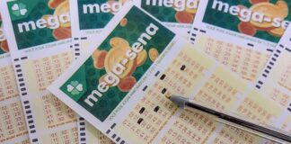 Mega-Sena acumula para R 135 milhões; confira as dezenas sorteadas