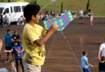 Festival de Pipa terá distribuição de 300 kits gratuitos, brinquedos infláveis e cama elástica no Parque do Povo no domingo (23)