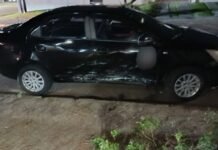 Fiesta e Cobalt batem ao entrar em rotatória na Avenida José João Muraro, no Jardim Porto Alegre