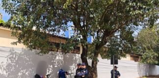 Guarda Municipal reforça fiscalização de patinetes e ciclomotores no Colégio Estadual Dario Vellozo