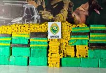 Mais de 800 kg de maconha são encontrados em Saveiro na PR-323
