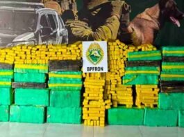 Mais de 800 kg de maconha são encontrados em Saveiro na PR-323