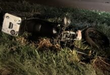 Motorista embriagado invade pista contrária e deixa motociclista em estado grave
