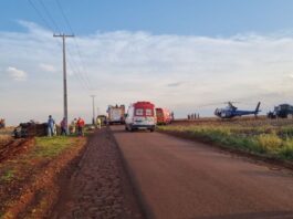Mulher e homem morrem após acidente entre dois carros em distrito de Cascavel