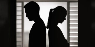 Separados mas morando juntos, mulher traz amigo para casa e ex marido fica com ciumes em Toledo