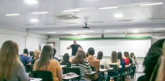 Servidores dos seis Cras de Toledo participam de capacitação sobre o Paif
