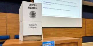 Mesários de eleição suplementar do Conselho Tutelar recebem orientações