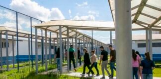 Equipe da UBS do Jd. Europa conhece estruturas e rotinas do Cense Toledo