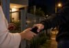 HOMEM ARRANCA CELULAR DAS MÃOS DE MORADOR E FOGE PARA ÁREA DE MATA EM TOLEDO