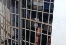 PM recupera motocicleta furtada escondida sob pano e prende dois homens na Vila Operária