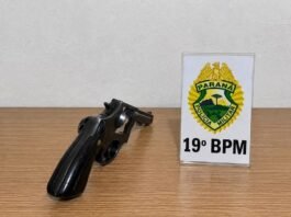 Revólver calibre 38 é encontrado dentro de carro e homem acaba preso em Marechal Rondon