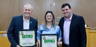Sicredi Progresso PR/SP recebe Moção de Aplausos da Câmara de Vereadores de Ouro Verde do Oeste
