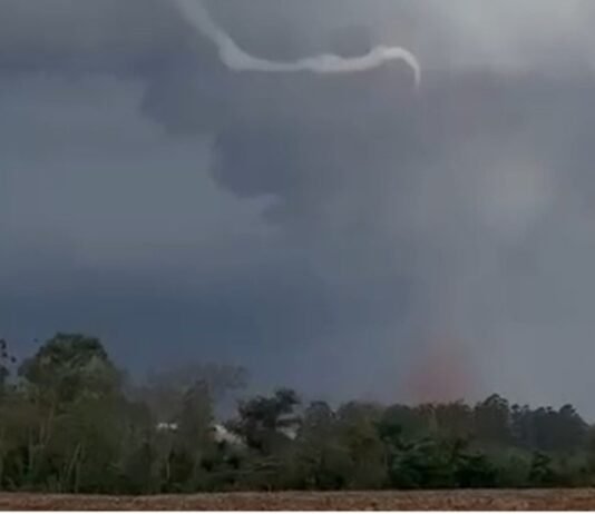 Tornado atinge área rural de Goioerê e é o terceiro registrado no Paraná em três dias
