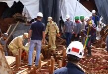 Trabalhadores são resgatados depois de serem soterrados em construção de prédio no Paraná