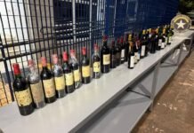 Receita Federal apreende vinhos raros estimados em meio milhão sem documentação adequada no Paraná