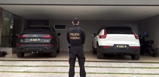 Policiais militares são investigados em operação da PF contra organização criminosa no Oeste do Paraná
