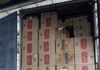 CAMINHÃO CARREGADO COM CERCA DE 40 MIL PACOTES DE CIGARROS É APREENDIDO EM ASSIS CHATEAUBRIAND