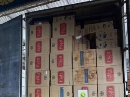 CAMINHÃO CARREGADO COM CERCA DE 40 MIL PACOTES DE CIGARROS É APREENDIDO EM ASSIS CHATEAUBRIAND