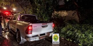 HILUX FURTADA É RECUPERADA DURANTE BUSCAS EM CASCAVEL; MOTORISTA ABANDONA VEÍCULO E FOGE