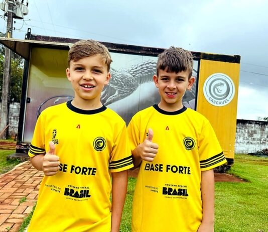 Atletas de Quatro Pontes disputam Campeonato Brasileiro de Fut7 pelo FC Cascavel
