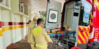 Mulher sofre queimaduras após cair sobre panela de água quente