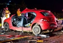 Pai, mãe e três filhos morrem em grave acidente no interior do Paraná