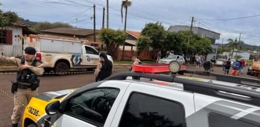 SÃO MIGUEL DO IGUAÇU HOMEM É MORTO A TIROS E COLEGA FICA GRAVEMENTE FERIDO