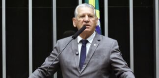 Deputado Federal Dilceu Sperafico, da FPA à presidência da Comissão: uma trajetória em defesa da agricultura nacional