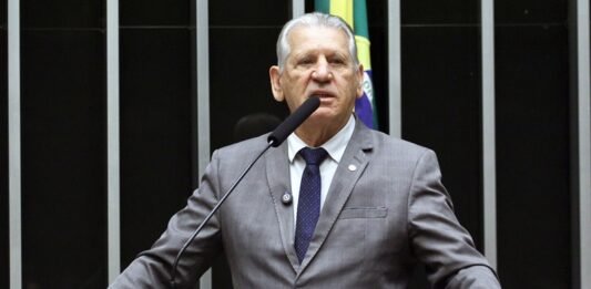 Deputado Federal Dilceu Sperafico, da FPA à presidência da Comissão: uma trajetória em defesa da agricultura nacional